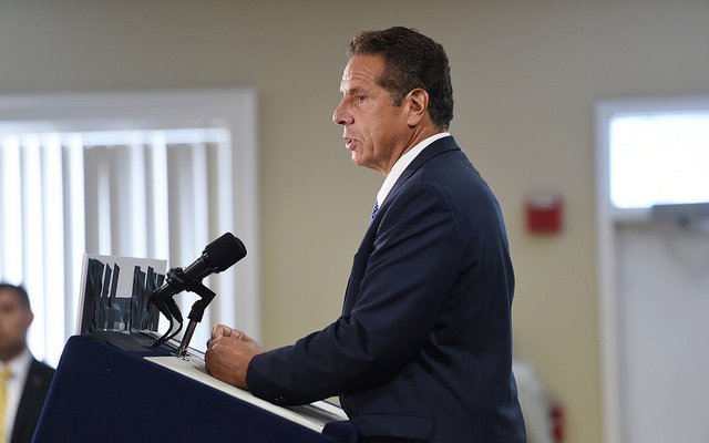 Cuomo signs executive order banning questions about immigration status
