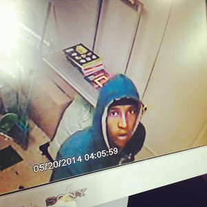 NCPD: Phone Store Burglarized in Elmont