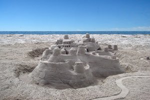 Hot Spots: Weekend Watch for Outdoor Fun, Music and Comedy