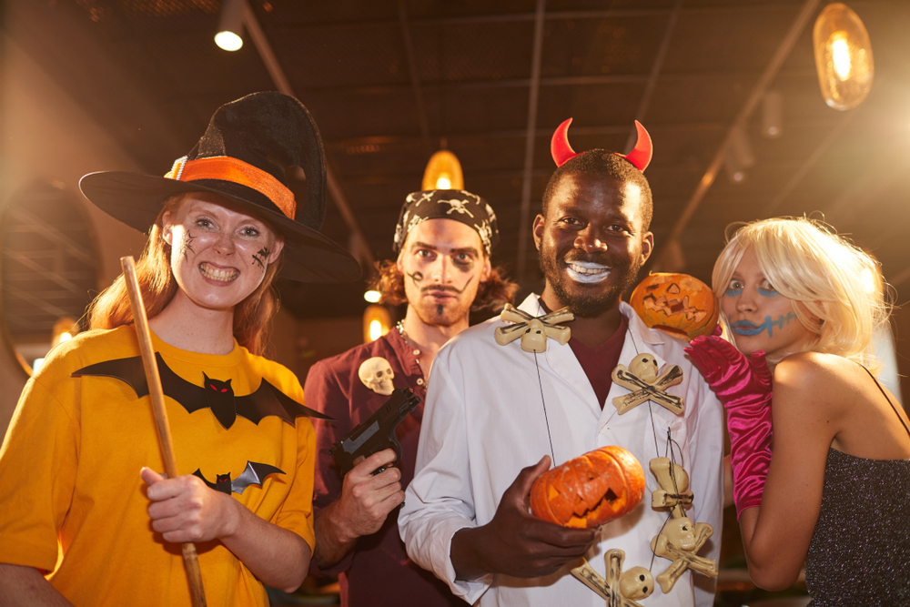 Li Halloween Costume Parties For Adults 
