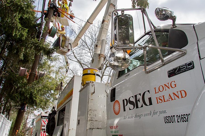 pseg-long-island-announces-december-2015-power-supply-charge